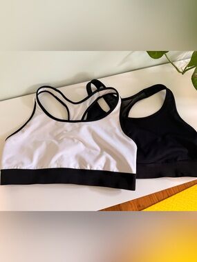 Victoria's Secret Sport Medium Coverage Mesh Back Sports Bras
